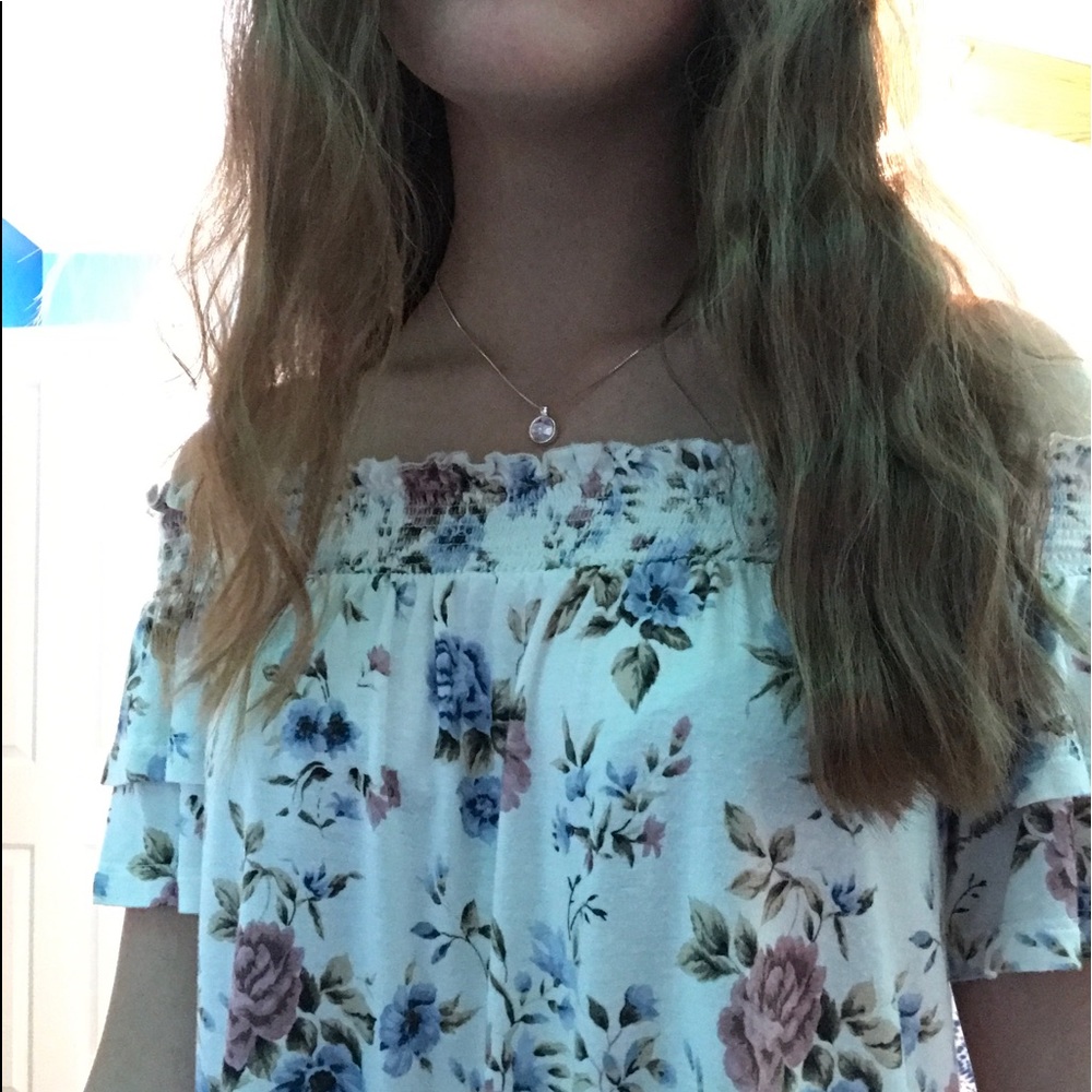 Soft Floral off the shoulder American eagle top